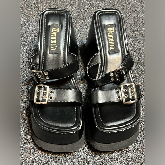 Early Demonia Size 10 Double strap buckle black ultra platform slide sandals - Picture 2 of 9